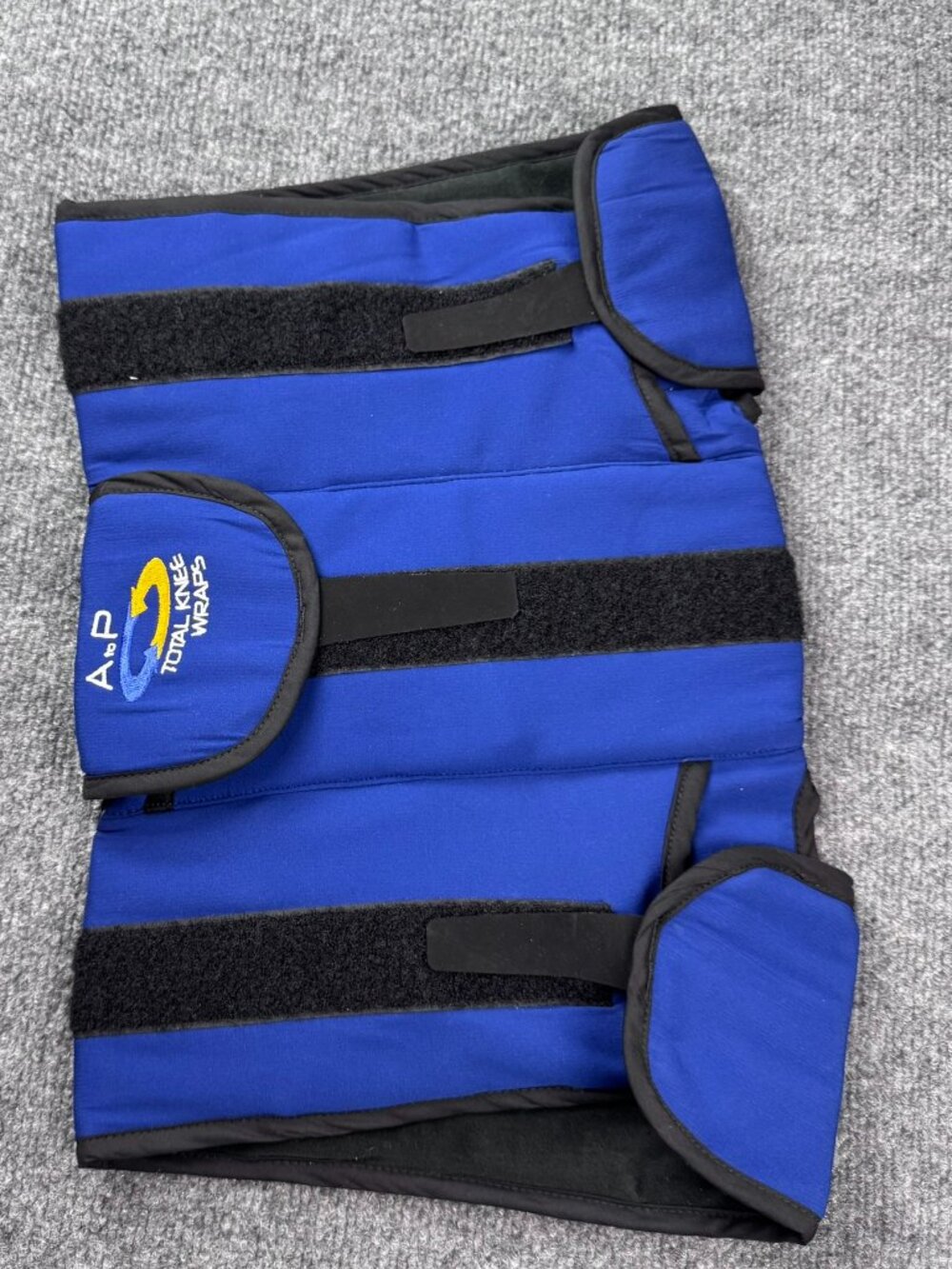 A to P Total Knee Wraps Cold Compression Therapy Ice Wrap Support Brace Blue